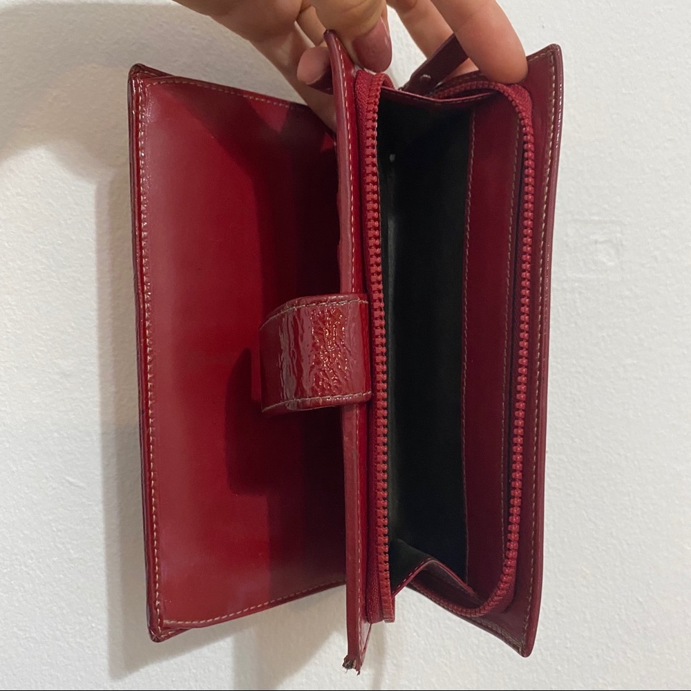 ⛔️SOLD⛔️Authentic Gucci Wallet. Dark Red. - Picture 4 of 12